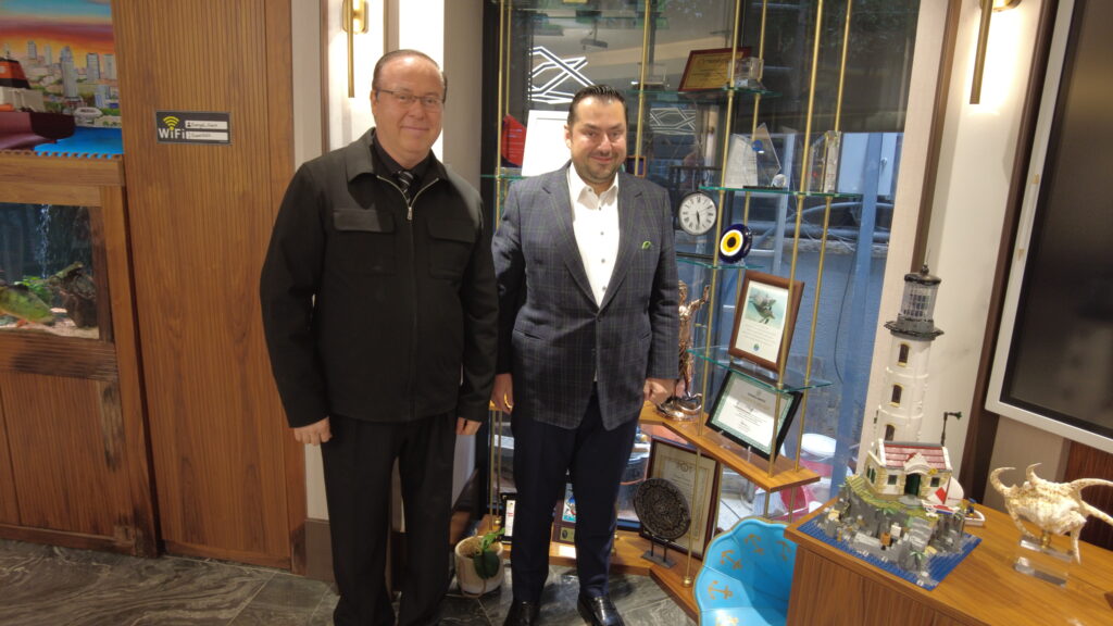 Ekol Denizcilik Eğitim Merkezi Müdürü Mutlu Arslan Esenyel & Partners Hukuk Bürosu’nu ziyaret etti.